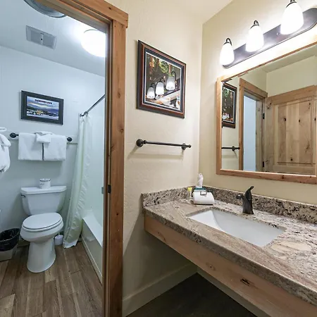 Charming Queen Studio Deluxe W/Balcony #233 At Donner Lake Village Truckee Extérieur photo